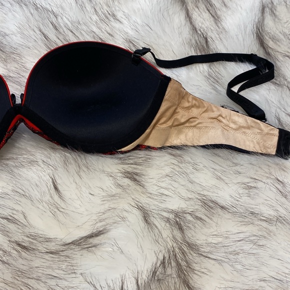 Victoria’s Secret push up bra - Picture 3 of 7